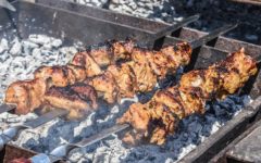 Healthy tips when eating meat in a steak house